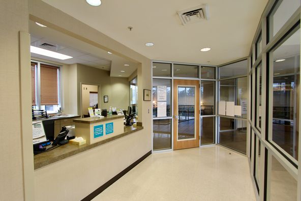 Class A Office/Medical : 2 Southern Point Pkwy, Hattiesburg, MS 39401